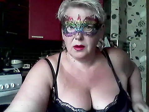 Lisa Suzie online show from 05-22-26, 08:12