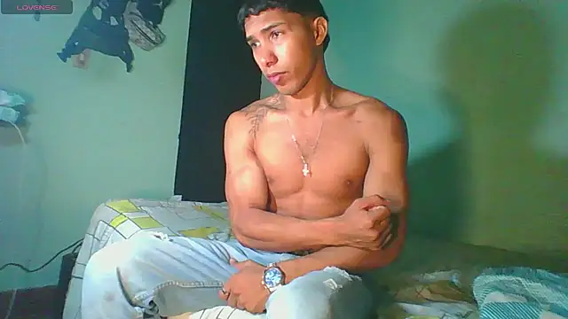 maximo vega newv online show from 02-22-25, 06:50