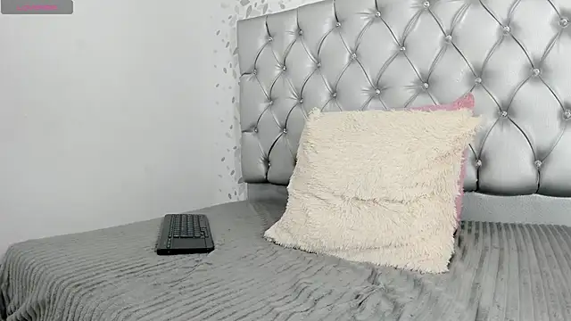 Snapshot of candymery chatting on 02-28-25, 10:17 candymery online show from 02-28-25, 10:17