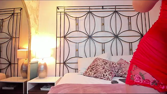 Snapshot of Pamela_Johnsonn chatting on 10-10-25, 07:36 Pamela Johnsonn online show from 10-10-25, 07:36