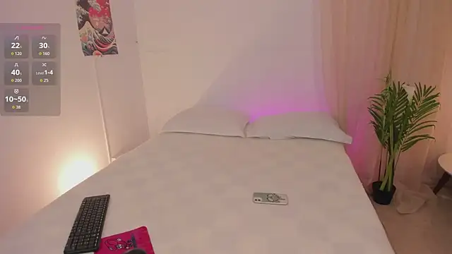 Lia Sweett  online show from 03-11-26, 03:50