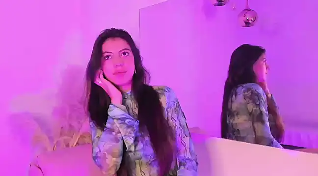 Iiam danii online show from 12-12-24, 03:37