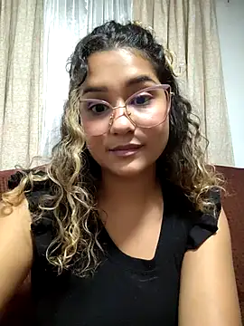 BrendaGirs online show from 10-28-25, 02:12