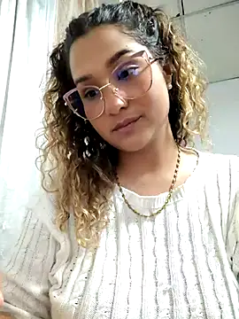 BrendaGirs online show from 11-17-25, 04:38