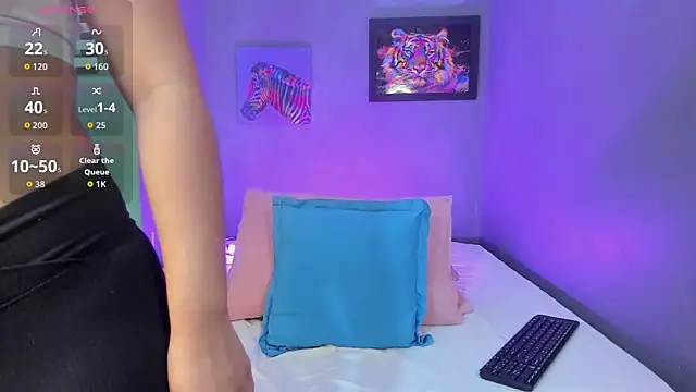 PammelaRoss1 online show from 05-05-26, 05:16