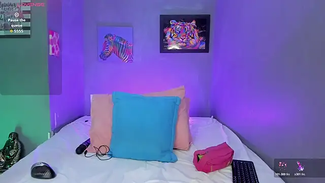 PammelaRoss1 online show from 04-21-26, 05:08