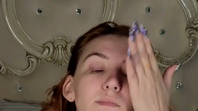 Snapshot of Melanie_Stoun chatting on 10-01-25, 11:47 Melanie Stoun online show from 10-01-25, 11:47