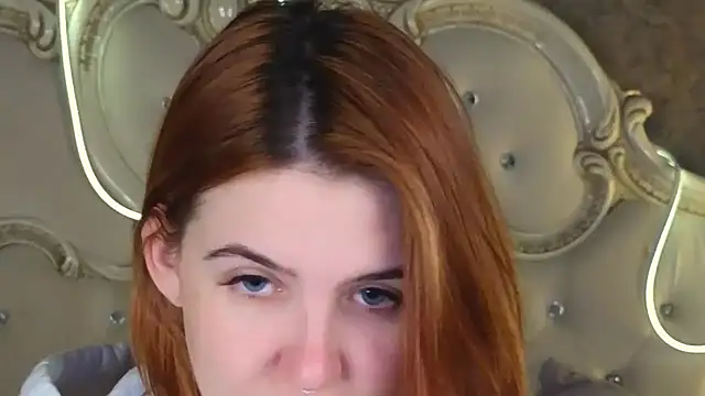 Snapshot of Melanie_Stoun chatting on 10-20-25, 06:04 Melanie Stoun online show from 10-20-25, 06:04
