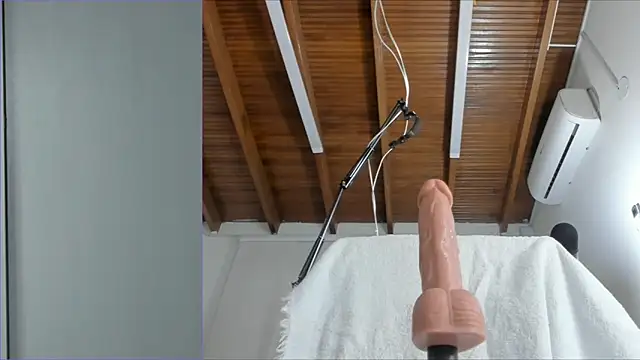 Lucy carter  online show from 11-26-25, 01:00