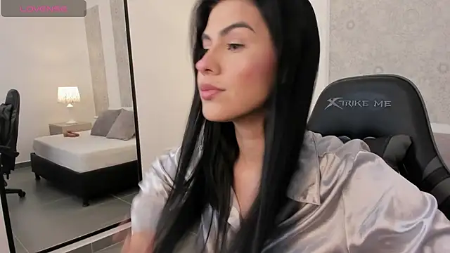 stephanya  online show from 05-27-26, 07:43