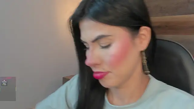 stephanya  online show from 12-21-25, 07:04