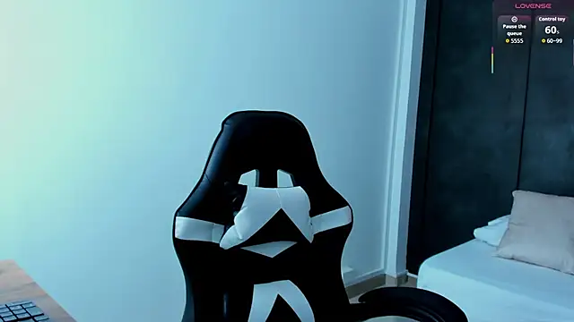 stephanya  online show from 09-12-25, 07:13