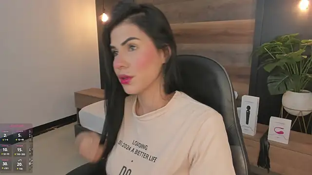 stephanya  online show from 12-18-25, 07:18