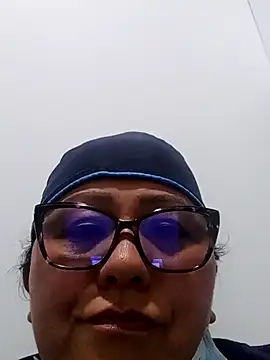 Darly Gomez online show from 03-07-25, 06:11