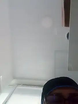 Darly Gomez online show from 03-15-25, 06:32