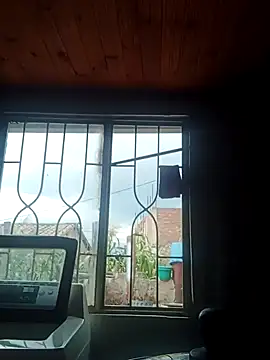 Darly Gomez online show from 02-17-25, 07:12