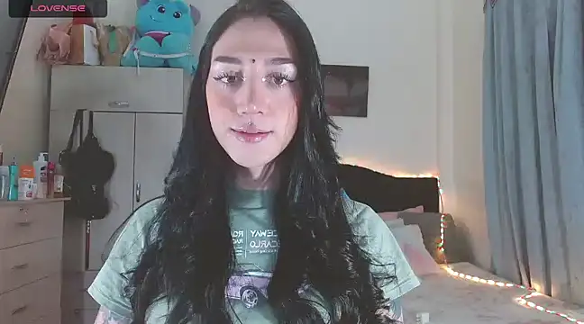 Snapshot of karla_zambrano chatting on 03-21-25, 08:08 karla zambrano online show from 03-21-25, 08:08