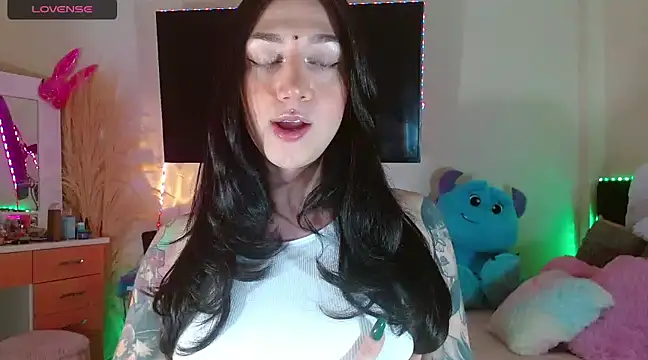 Snapshot of karla_zambrano chatting on 12-07-24, 06:10 karla zambrano online show from 12-07-24, 06:10