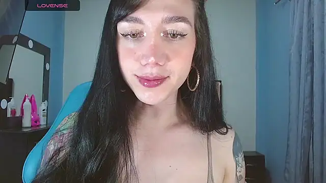 Snapshot of karla_zambrano chatting on 06-26-26, 04:57 karla zambrano online show from 06-26-26, 04:57