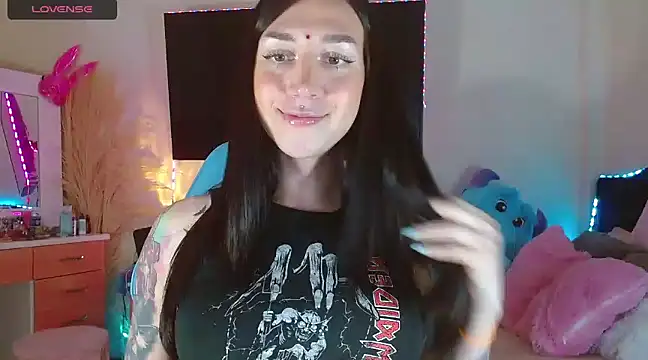 Snapshot of karla_zambrano chatting on 12-05-24, 12:25 karla zambrano online show from 12-05-24, 12:25