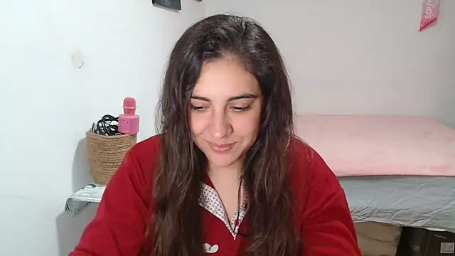 Snapshot of Ursumi1 chatting on 04-02-26, 09:32 Ursumi1 online show from 04-02-26, 09:32