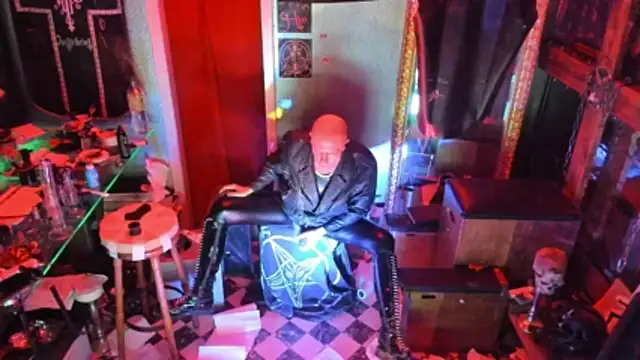 Snapshot of BULGEDEMON chatting on 02-27-26, 11:04 BULGEDEMON online show from 02-27-26, 11:04