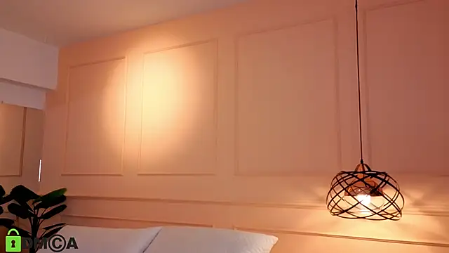 SHARONN     online show from 11-14-25, 03:54