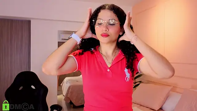 SHARONN     online show from 11-13-25, 03:54