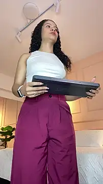 SHARONN     online show from 03-04-26, 04:09