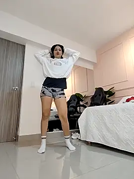 SHARONN     online show from 10-09-25, 04:13