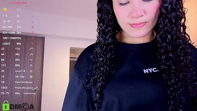 SHARONN     online show from 05-13-26, 04:08