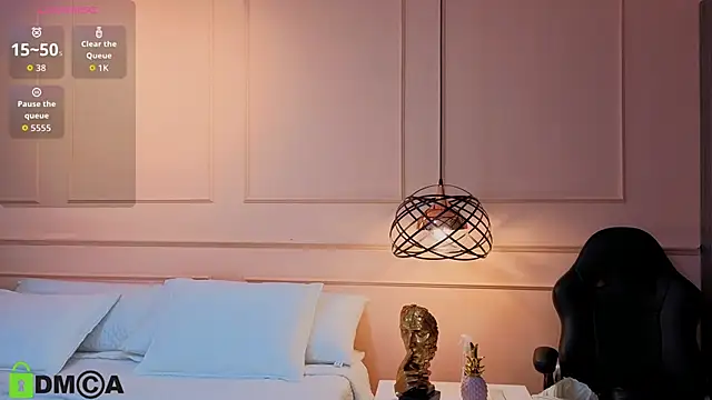 SHARONN     online show from 10-06-25, 04:13