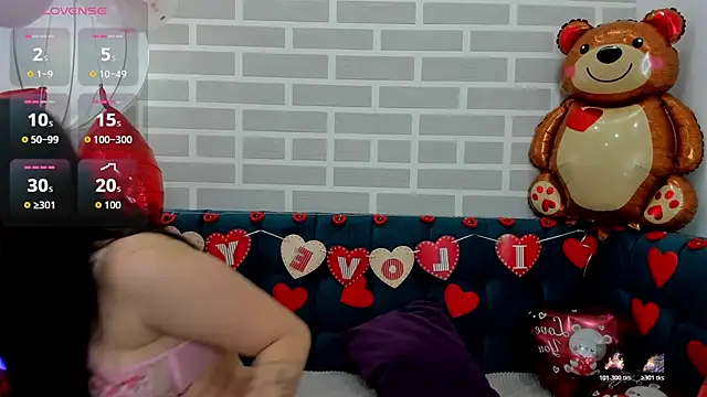 BeatriceReeves online show from 02-05-26, 01:01