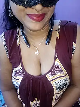 Snapshot of Sexy_Mona_Bhabhi chatting on 10-16-25, 06:38 Sexy Mona Bhabhi online show from 10-16-25, 06:38