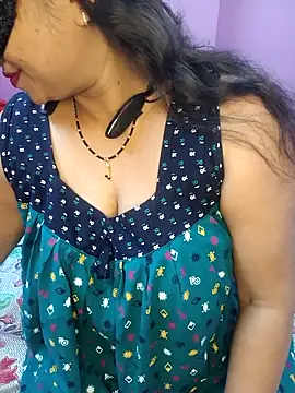 Sexy Mona Bhabhi online show from 02-06-26, 06:26