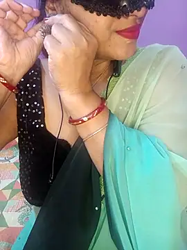 Snapshot of Sexy_Mona_Bhabhi chatting on 10-15-25, 05:32 Sexy Mona Bhabhi online show from 10-15-25, 05:32