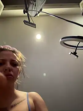 Snapshot of Hollyhudson123 chatting on 03-22-25, 10:15 Hollyhudson123 online show from 03-22-25, 10:15