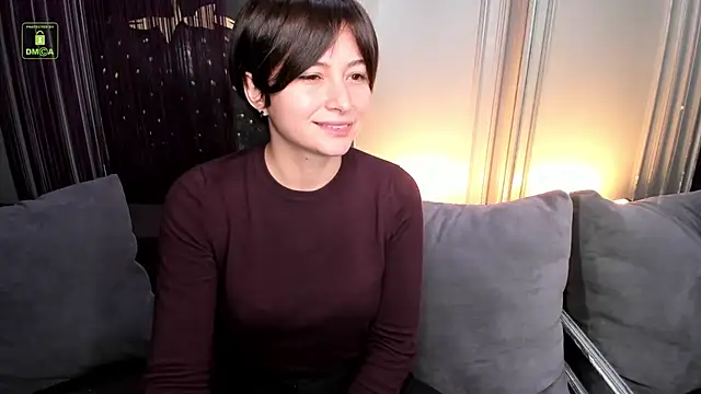 Ishtar Divine online show from 11-17-25, 05:11