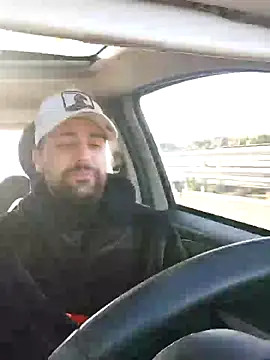 Snapshot of salvat22 chatting on 12-22-24, 08:38 salvat22 online show from 12-22-24, 08:38