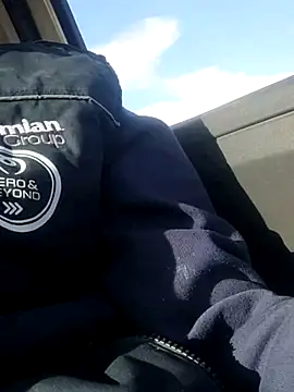 Snapshot of salvat22 chatting on 02-28-25, 03:15 salvat22 online show from 02-28-25, 03:15