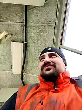 Snapshot of salvat22 chatting on 03-20-26, 12:17 salvat22 online show from 03-20-26, 12:17