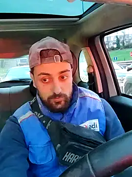 Snapshot of salvat22 chatting on 12-23-24, 03:44 salvat22 online show from 12-23-24, 03:44