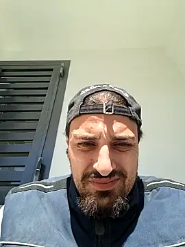 Snapshot of salvat22 chatting on 03-18-25, 11:00 salvat22 online show from 03-18-25, 11:00