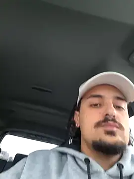 Snapshot of salvat22 chatting on 10-20-25, 03:23 salvat22 online show from 10-20-25, 03:23