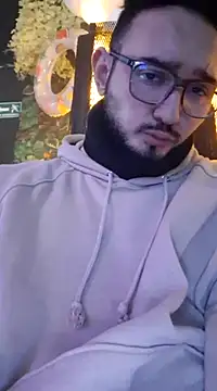 Nene1325 online show from 03-17-25, 10:40