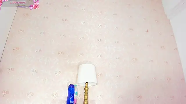 SARA COLLIINS  online show from 09-12-25, 07:57