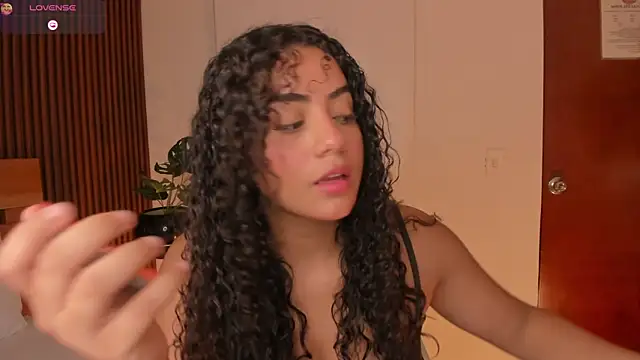 yaya23x online show from 02-23-26, 01:55