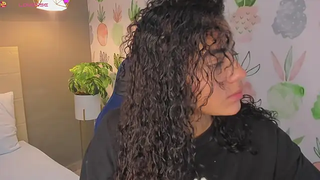 yaya23x online show from 10-07-25, 02:18