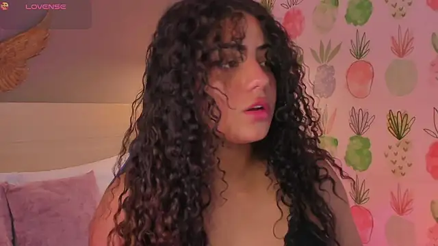 yaya23x online show from 02-11-26, 01:55