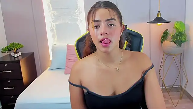 yaya23x online show from 03-13-25, 07:06